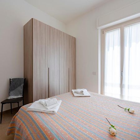 La Suite 2 Ondina Viareggio 200M From Sea - Happy Rentals Dış mekan fotoğraf