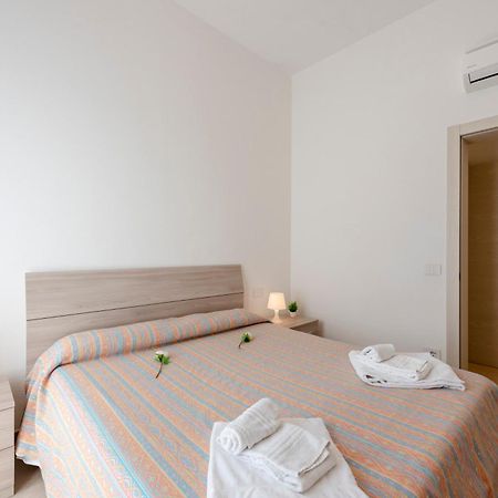 La Suite 2 Ondina Viareggio 200M From Sea - Happy Rentals Dış mekan fotoğraf