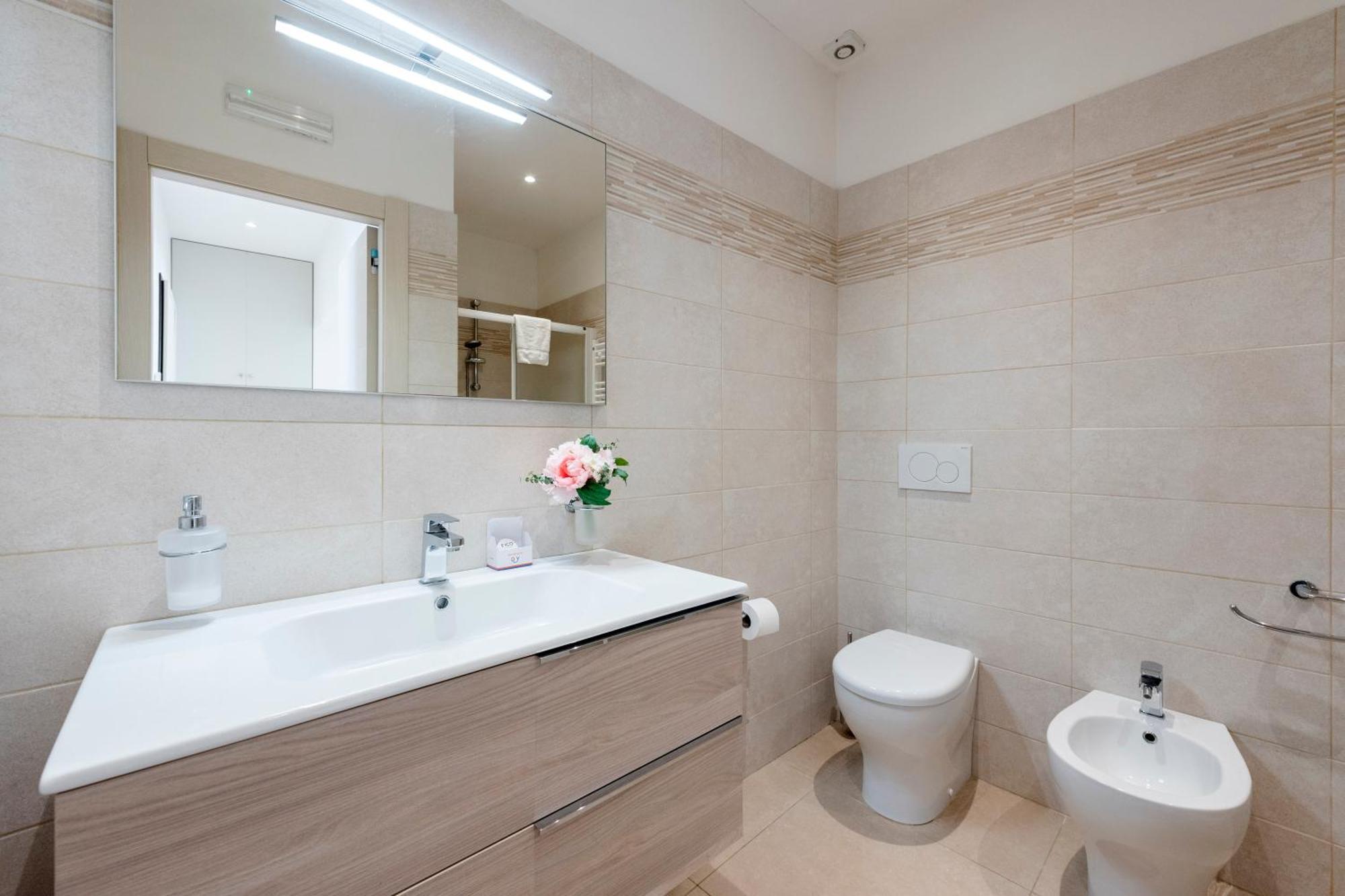 La Suite 2 Ondina Viareggio 200M From Sea - Happy Rentals Dış mekan fotoğraf