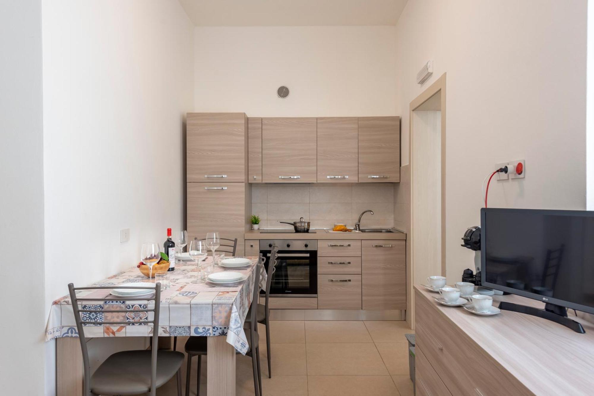 La Suite 2 Ondina Viareggio 200M From Sea - Happy Rentals Dış mekan fotoğraf